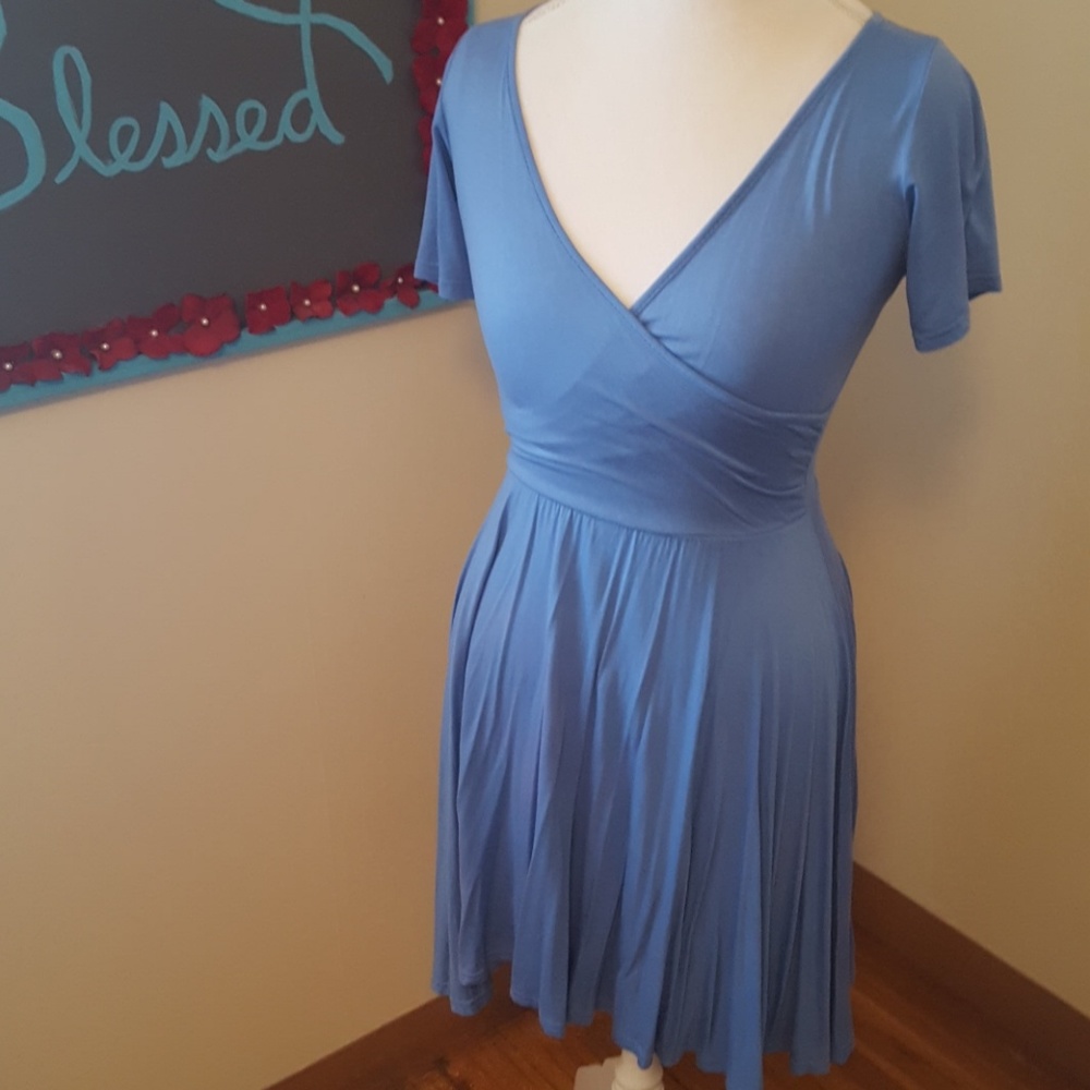 Boohoo light blue faux wrap dress short sleeve